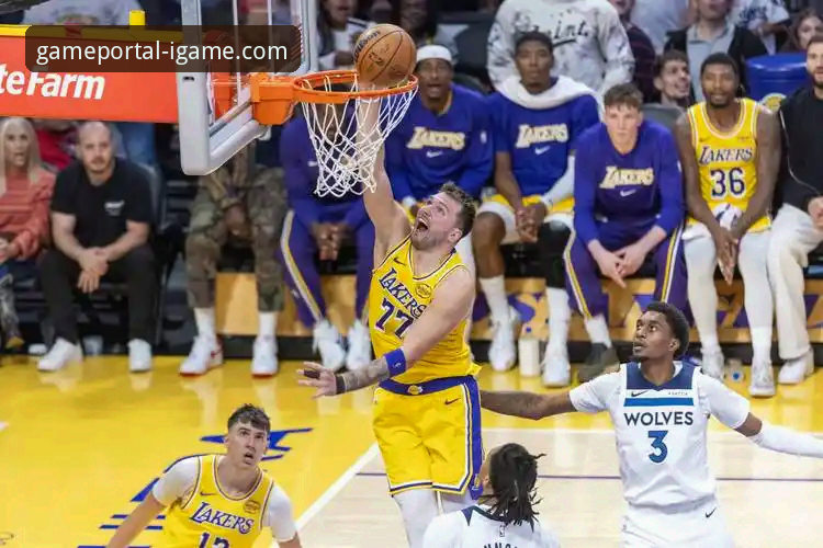 NBA常规赛最新战报：湖人客场力克步行者，东契奇43分率队取胜